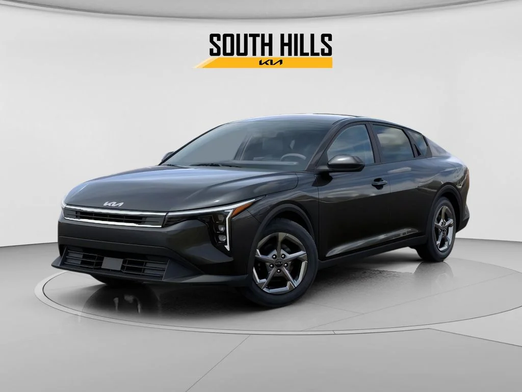 2026 Kia K4 LXS AT's photo