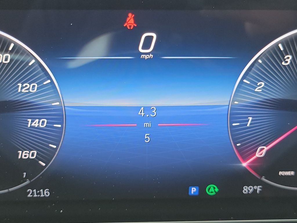 New 2026 Mountain Grey Metallic Mercedes-Benz GLA 250 image 22