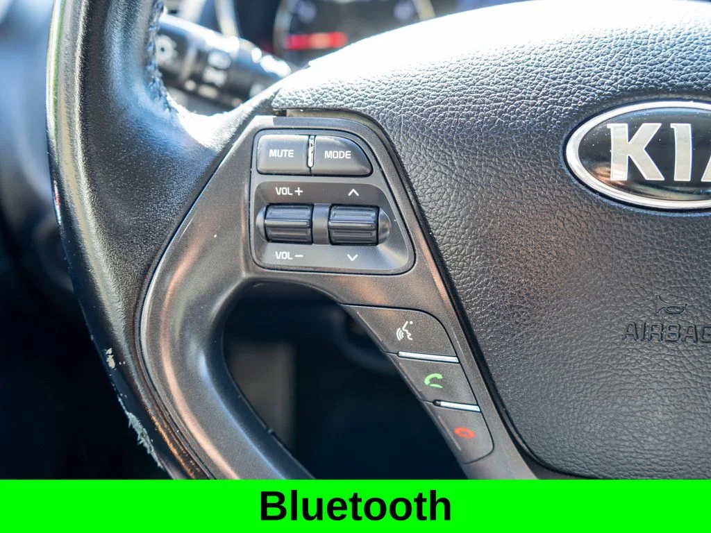 Used 2014 Blue Kia EX image 19