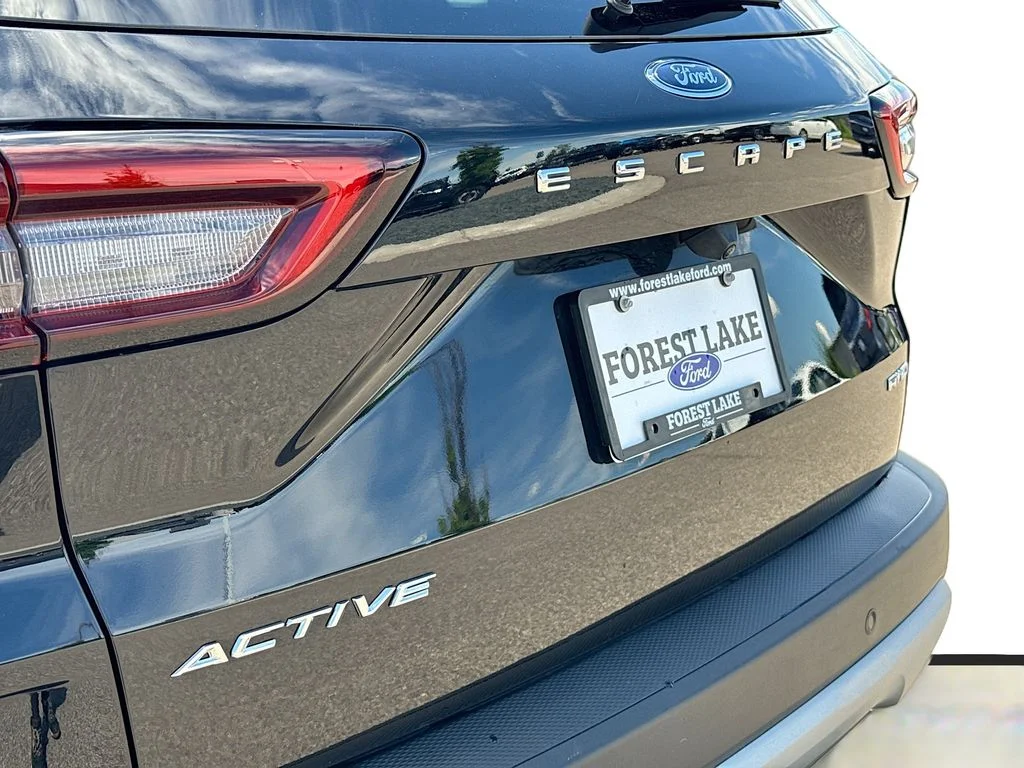 Used 2025 Black Metallic Ford Active image 21