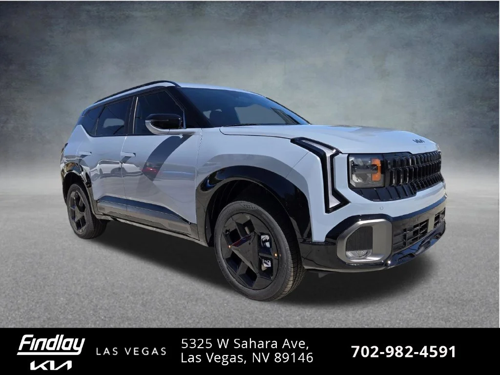 New 2027 Gray Kia X-Line S image 3