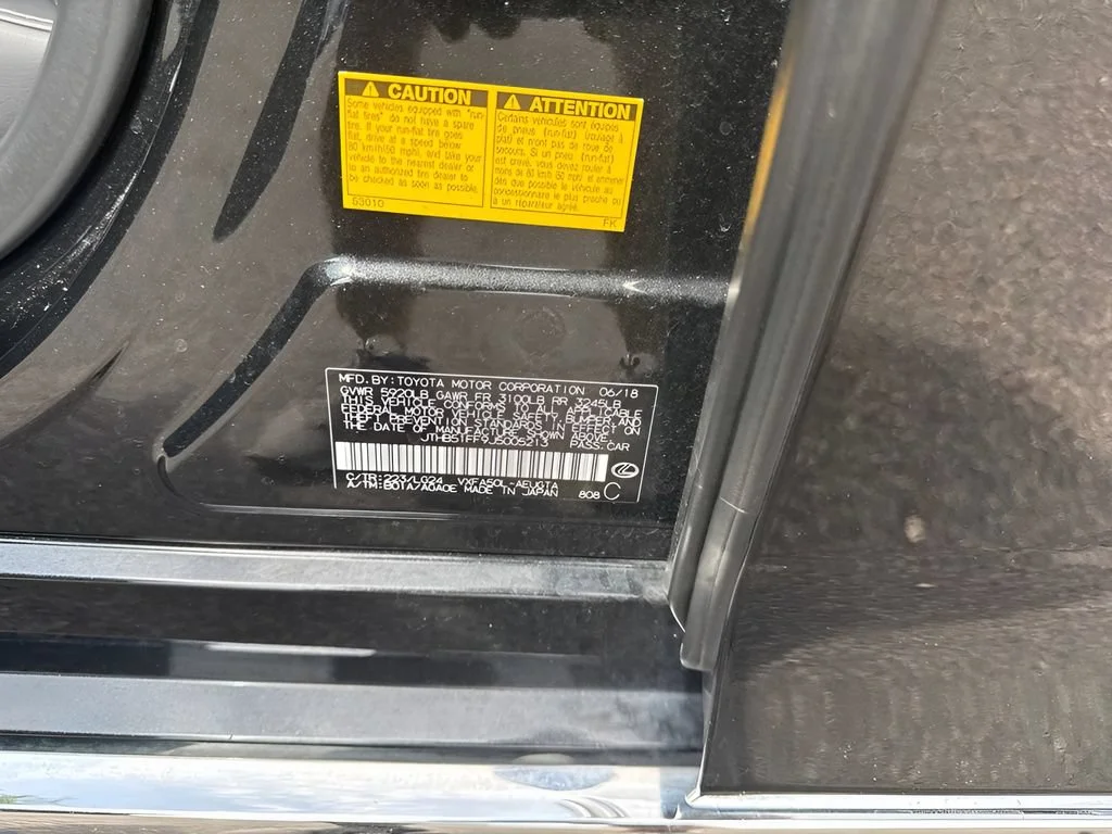Used 2018  Lexus LS 500 image 40
