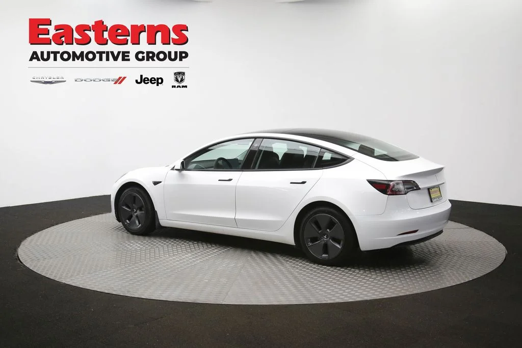 Used 2021 White Tesla Standard Range Plus image 57