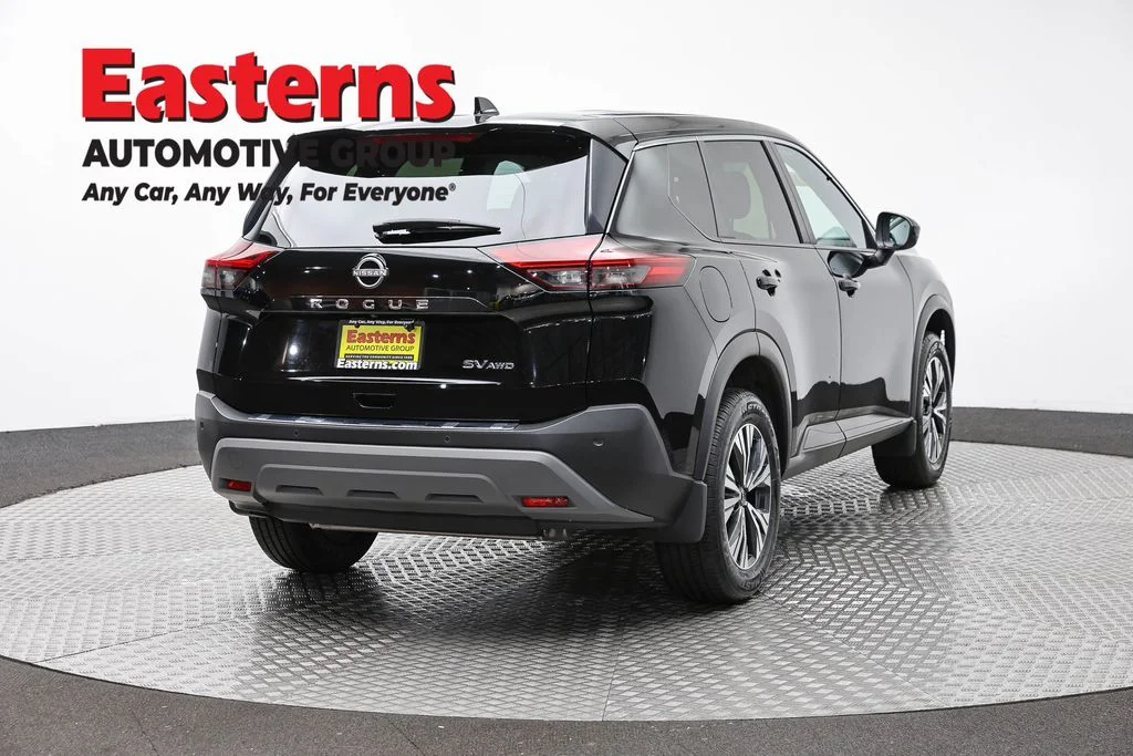 Used 2023 Black Nissan SV image 5