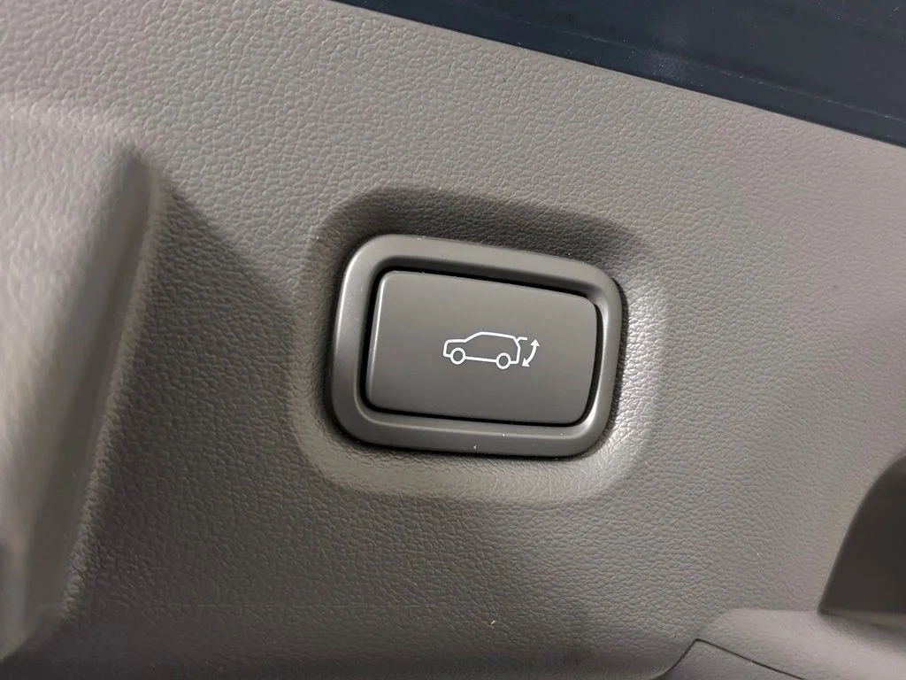 Used 2024 Blue Hyundai SEL image 40