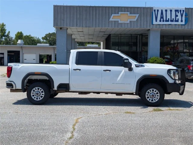 Used 2024 White GMC Pro image 5
