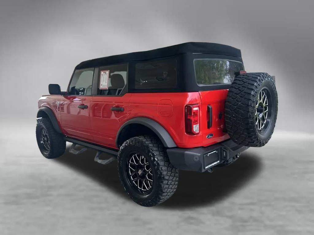 Used 2023 Red Ford Big Bend image 3