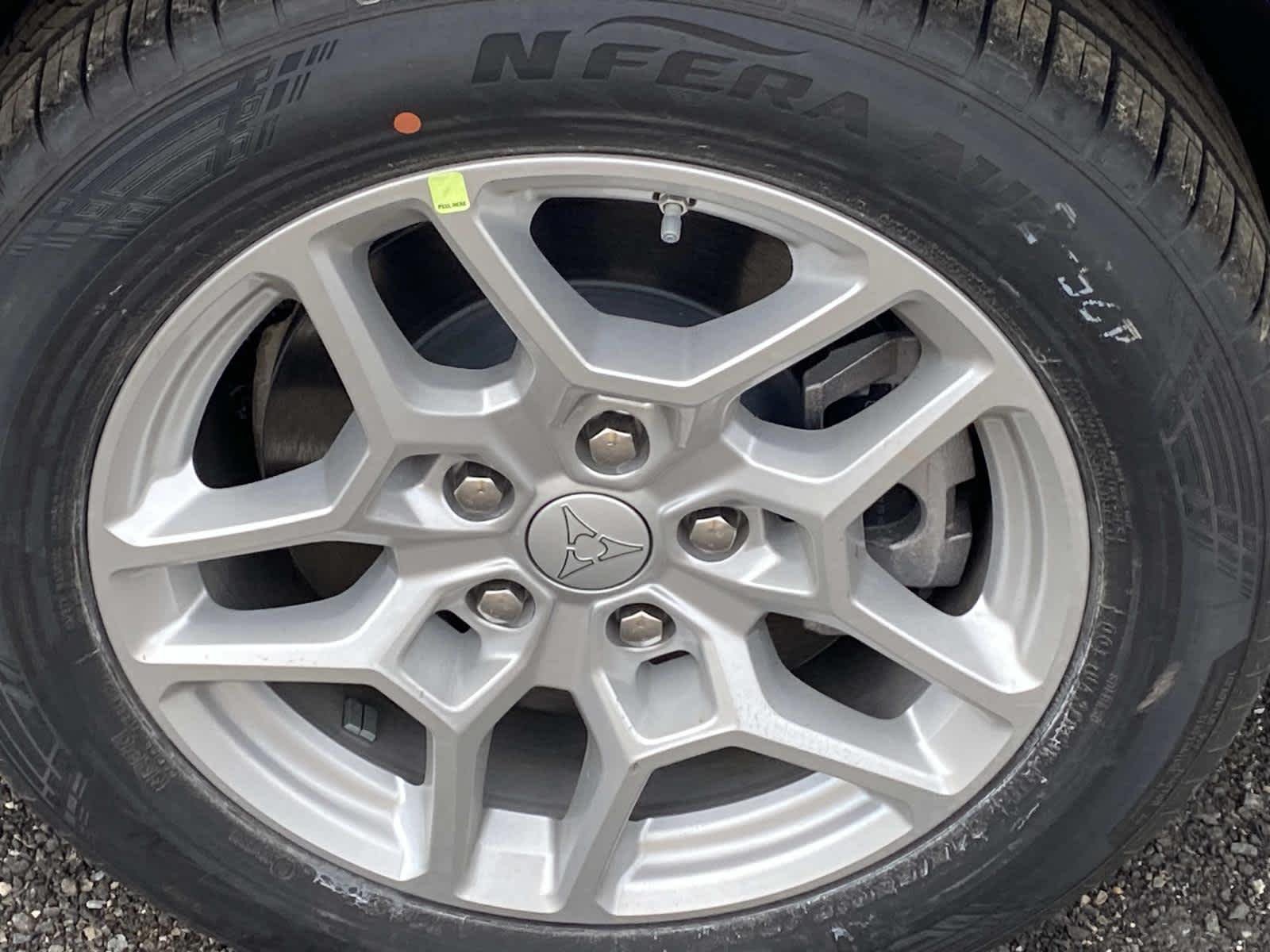 New 2026 White Knuckle Exterior Paint Dodge R/T image 4