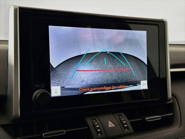 Certified Used 2024 MAGNETIC GRAY MET. Toyota  image 25