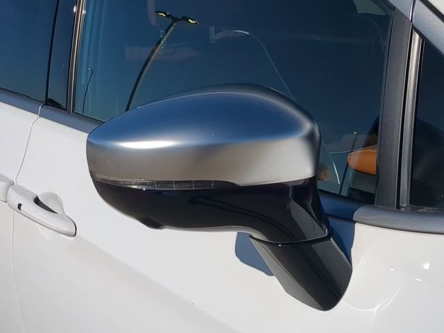 New 2026 Bright White Clear-Coat Exterior Paint Chrysler Pinnacle image 12