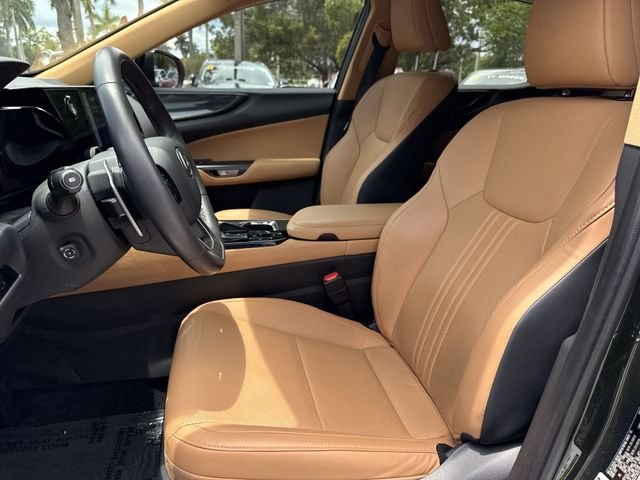 2025 Lexus NX 250 - Photo 11