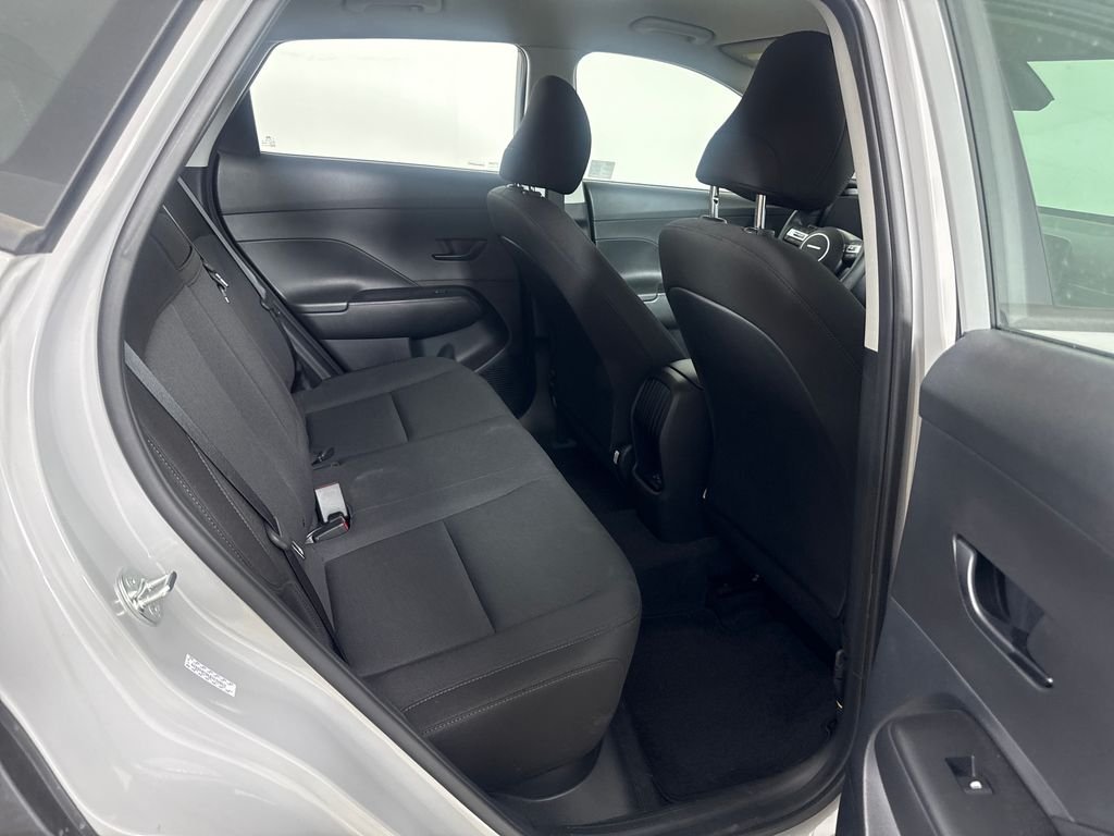 Certified Used 2024 Gray Hyundai SE image 7
