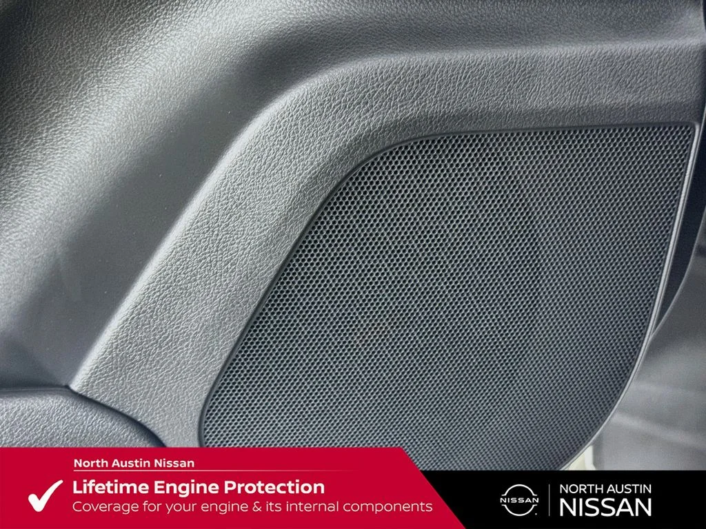 New 2026 White Nissan SL image 23