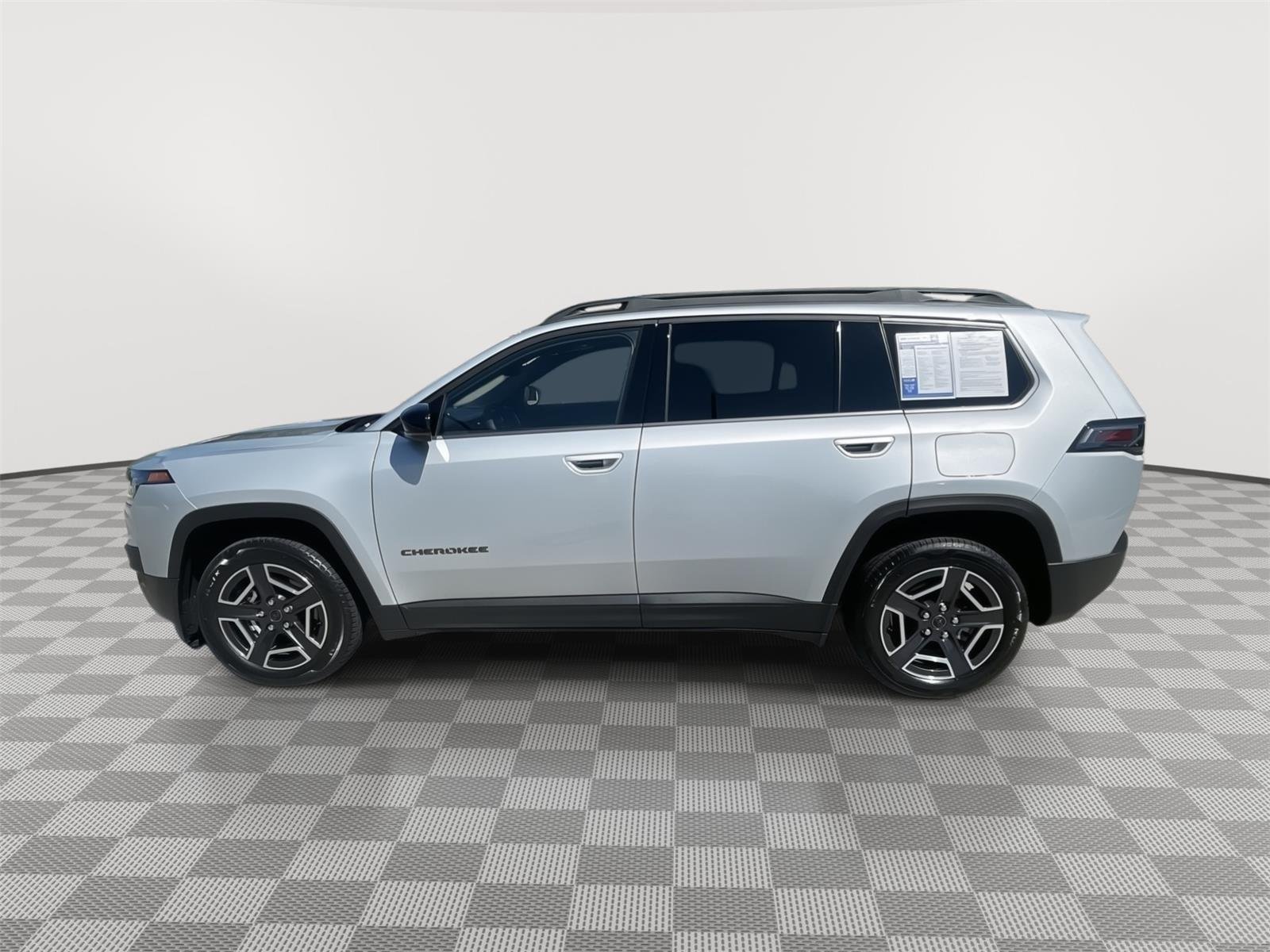 Used 2026 Silver Zynith Clearcoat Jeep Limited image 9