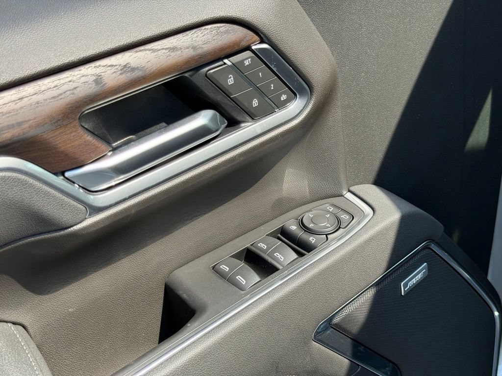 2026 GMC Sierra 1500 SLT - Photo 18