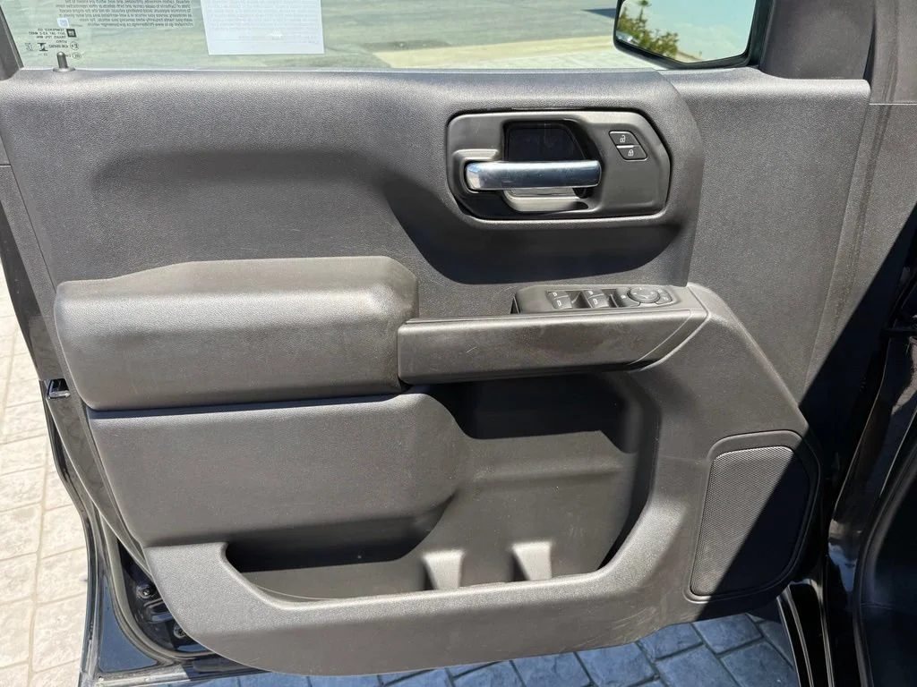 Used 2024 Black Chevrolet Custom image 29