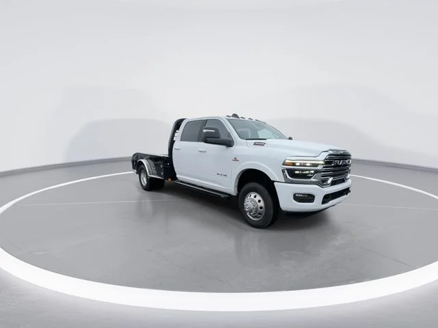 Used 2025 White Ram Laramie image 4