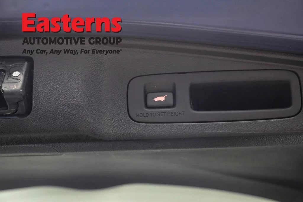 Used 2020 Blue Honda Touring image 19