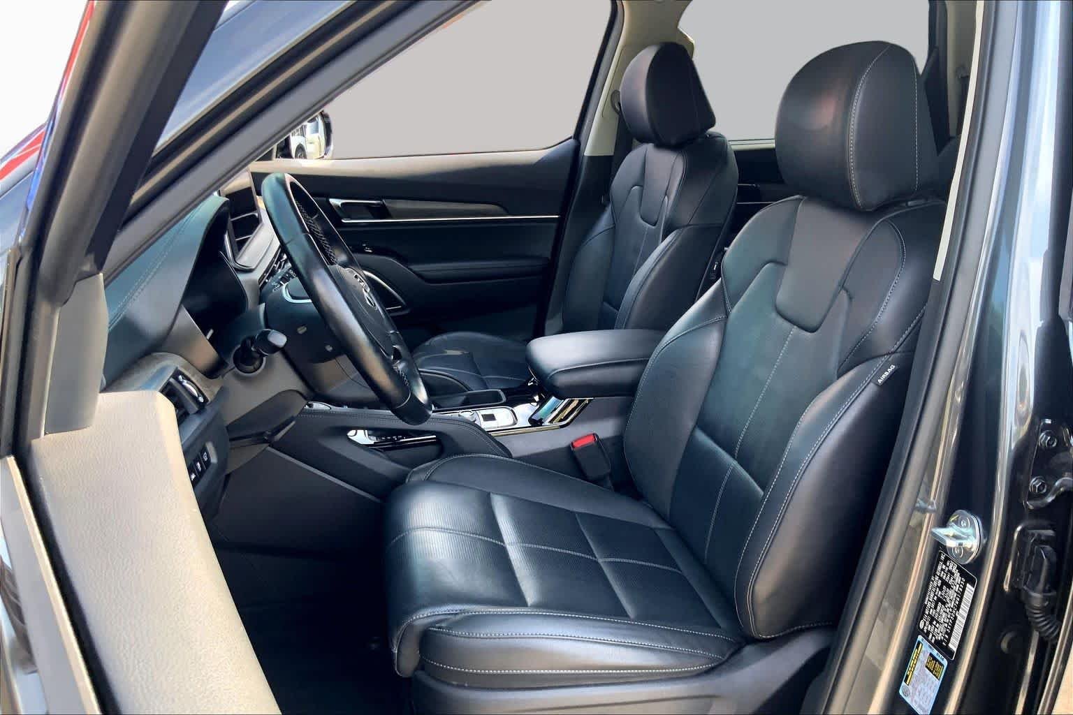 Used 2021 Gravity Grey Kia SX image 7