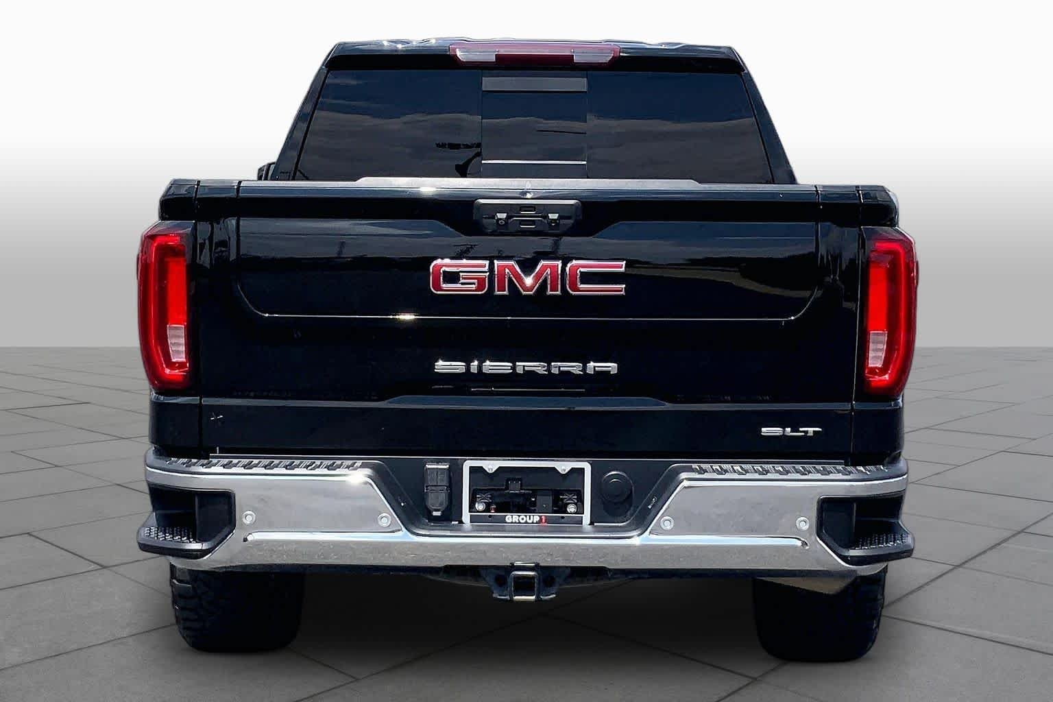 Used 2022 Onyx Black GMC SLT image 5