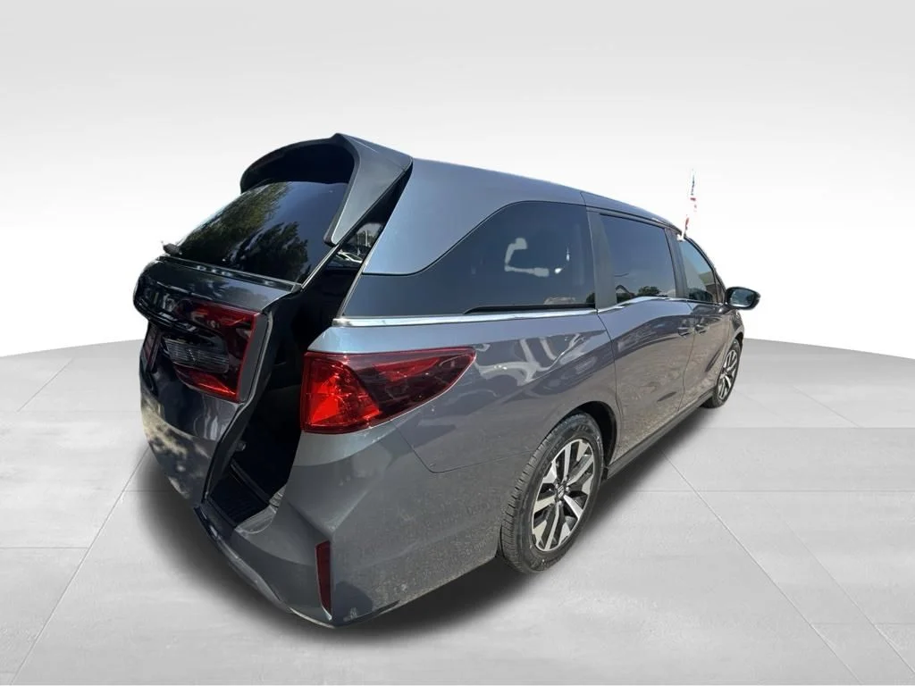 Used 2025 Silver Honda EX-L image 6