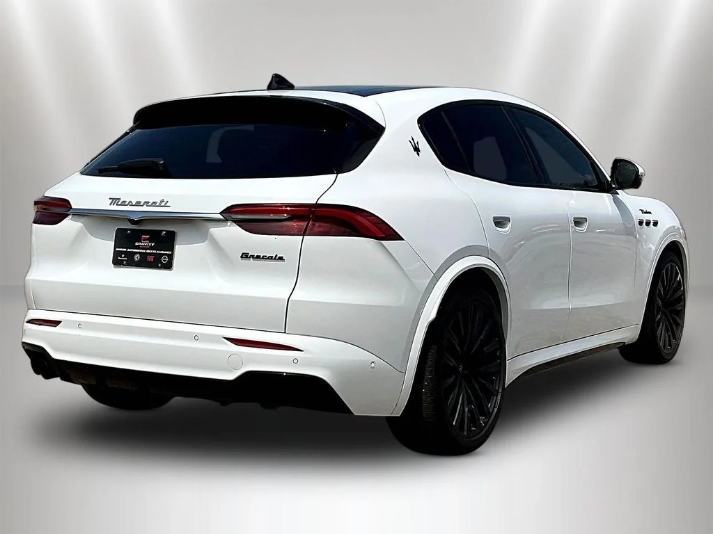 Used 2023 Bianco Maserati Modena image 6