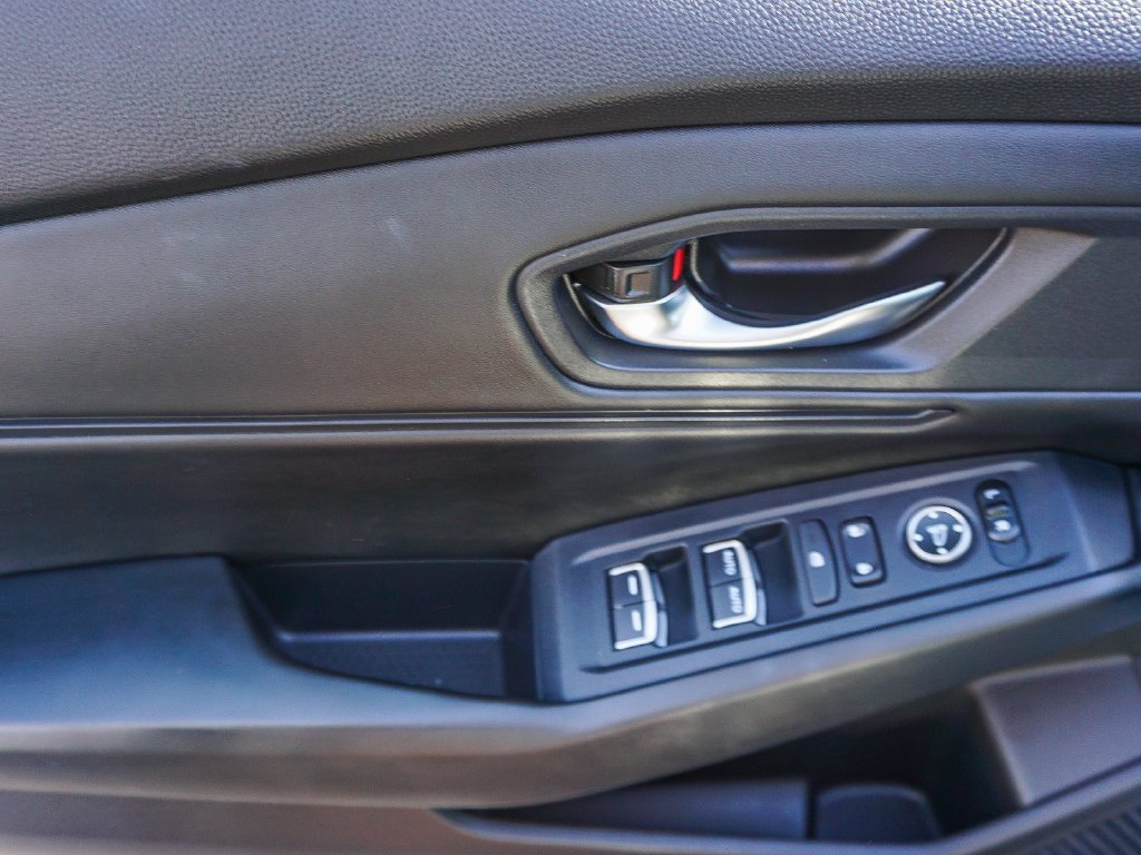 Used 2023 White Honda EX image 19