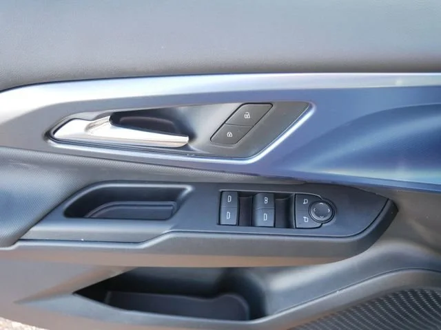 2026 Chevrolet Equinox EV 2LT - Photo 7