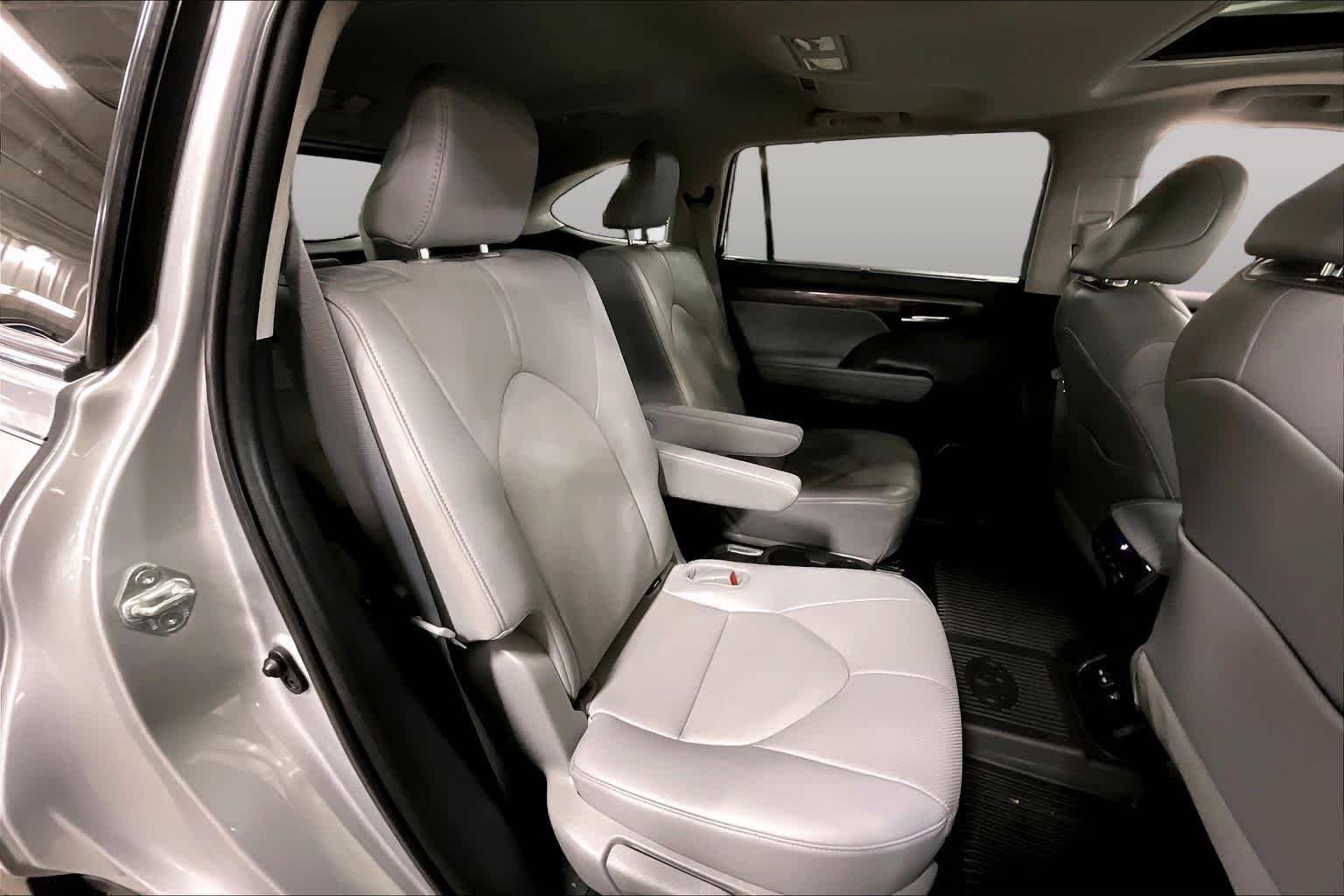 Used 2023 Celestial Silver Metallic Toyota Hybrid Limited image 20