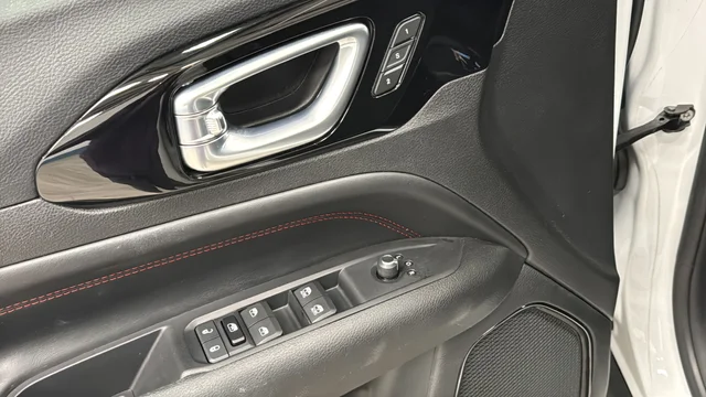 Used 2022 Bright White Clearcoat Jeep Trailhawk image 20