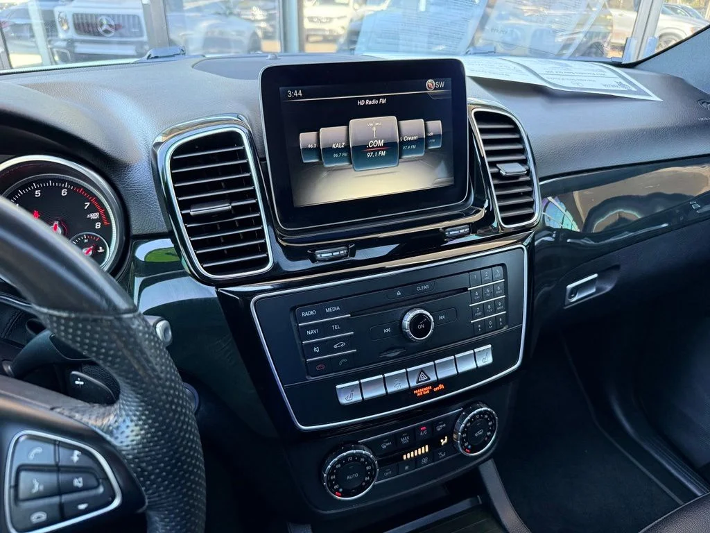 Used 2017  Mercedes-Benz GLE 350 image 22