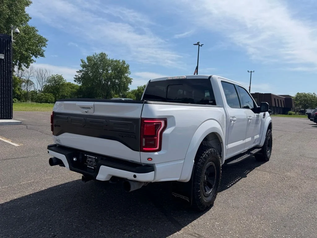 Used 2018  Ford Raptor image 5