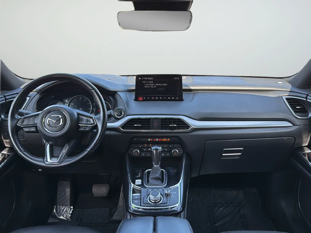 Used 2020 Silver Mazda Grand Touring image 9