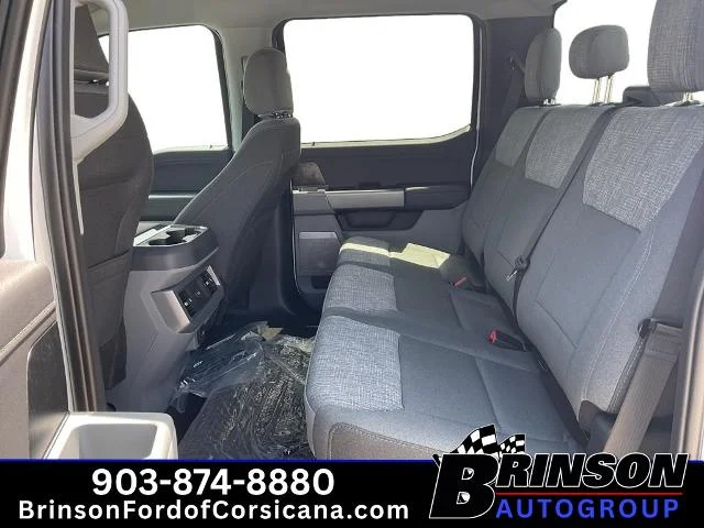 New 2026 Oxford White Ford F-250® XLT image 27