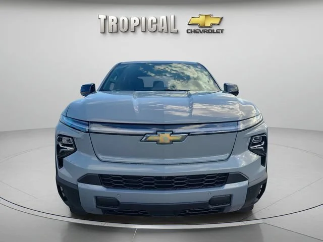 New 2026 Slate Gray Metallic Chevrolet LT - Extended Range image 6