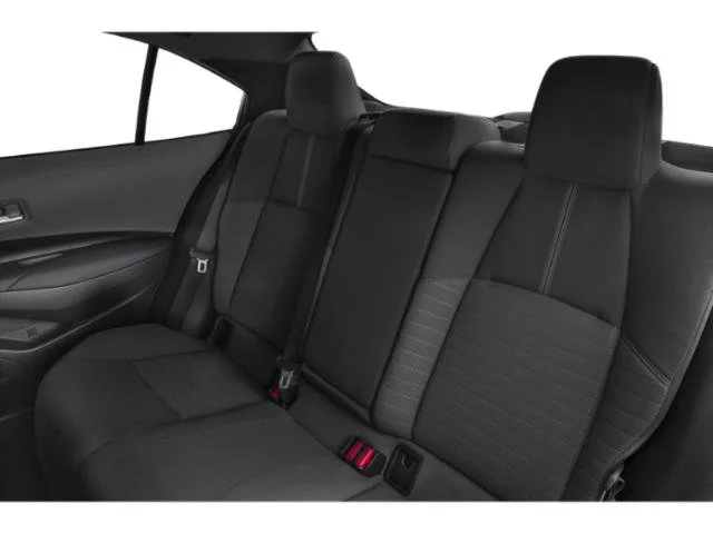 Used 2020 Barcelona Red Metallic Toyota SE image 13