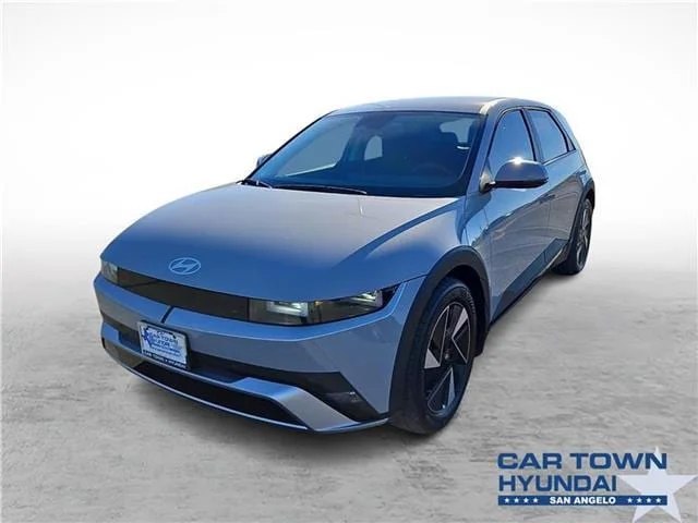 New 2026 Cyber Gray Hyundai SEL image 1