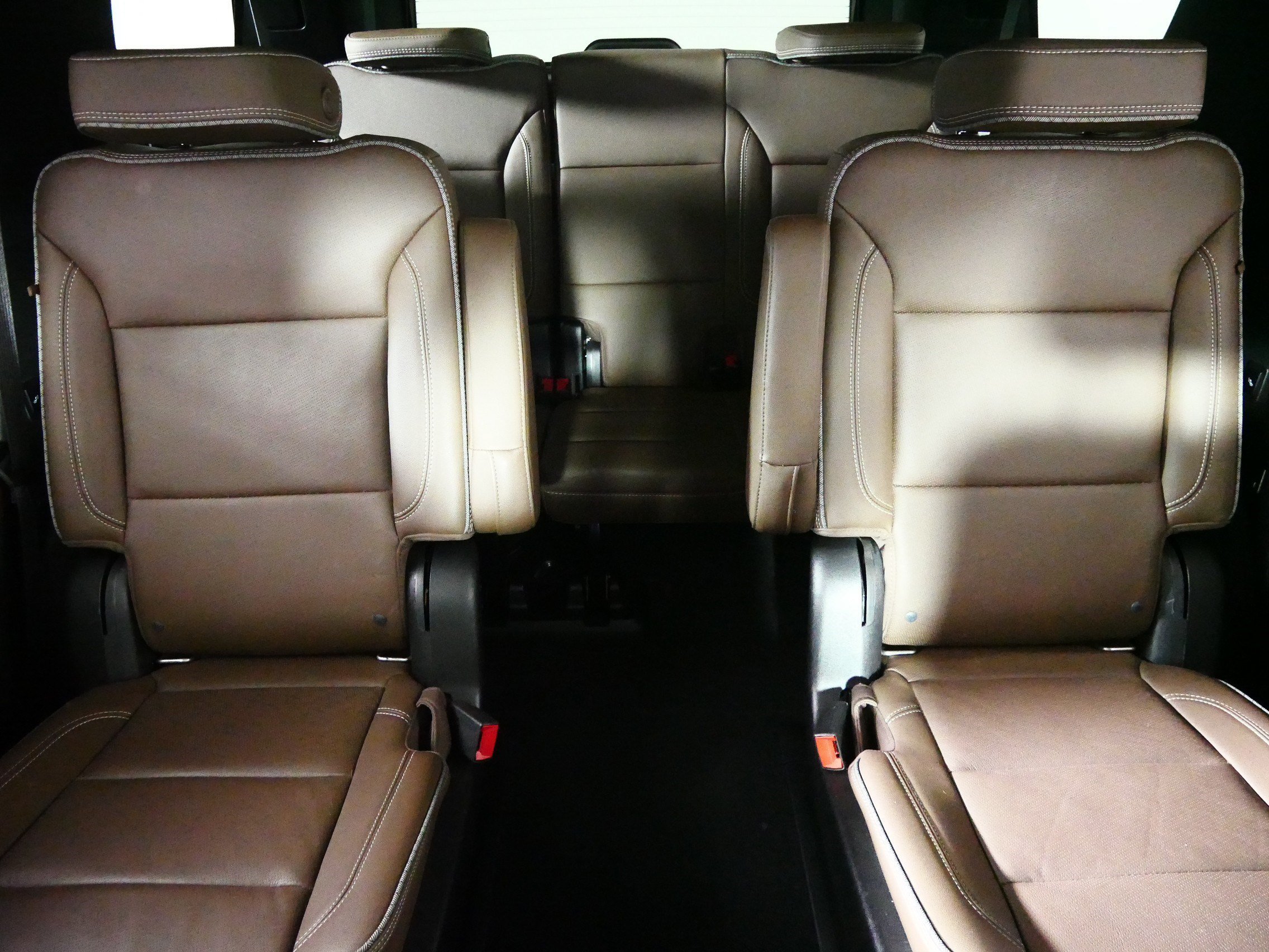 Used 2022 Cherry Red Tintcoat Chevrolet High Country image 13