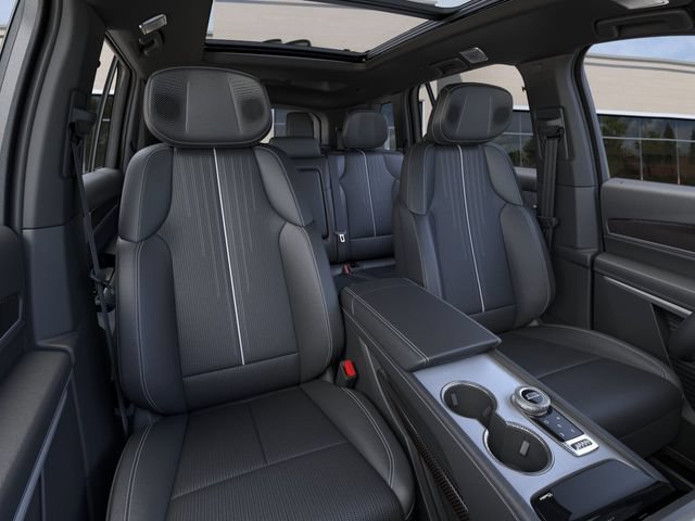 2027 Cadillac VISTIQ Luxury - Photo 16