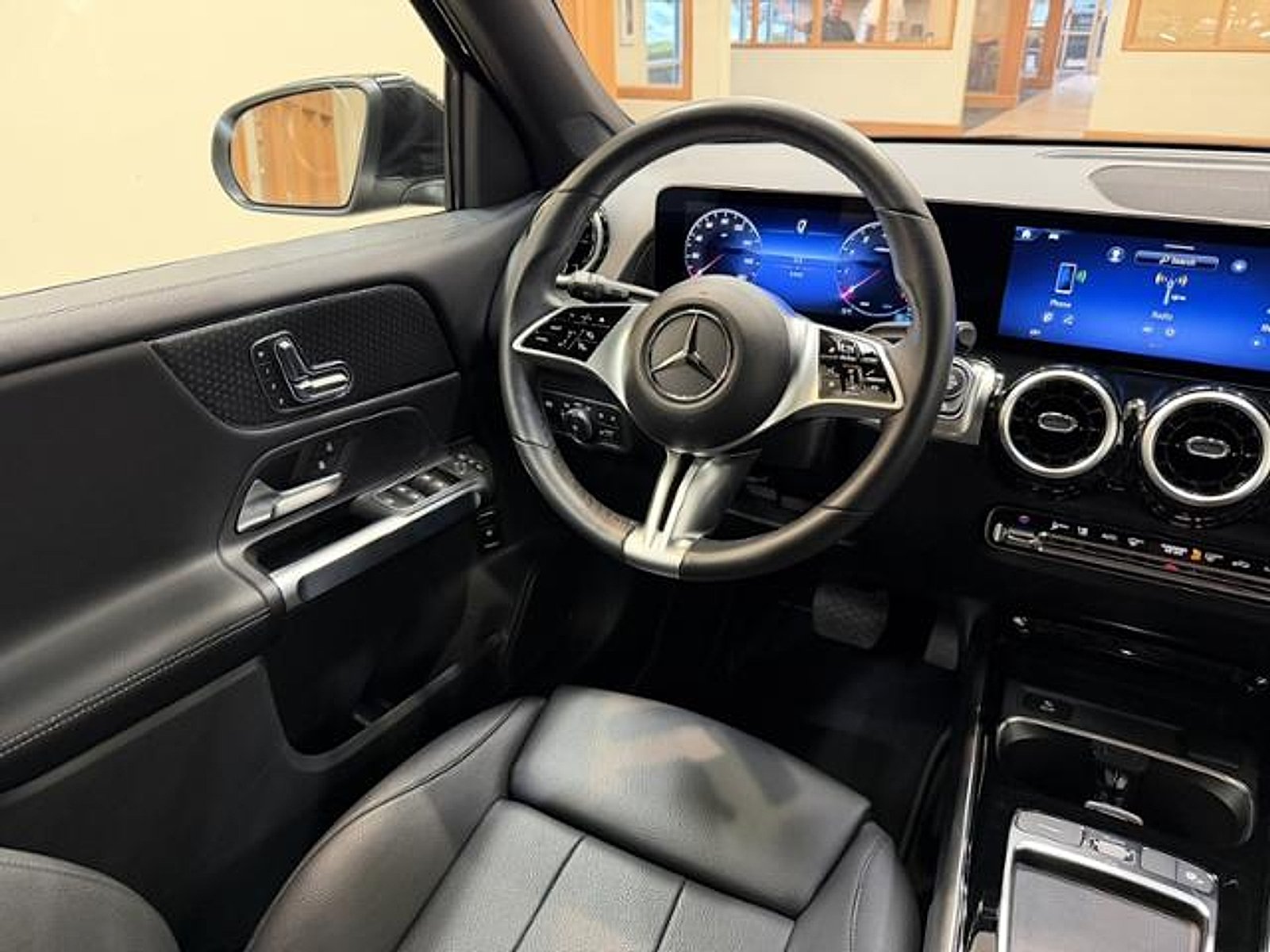 Certified Used 2025 Night Black Mercedes-Benz  image 9