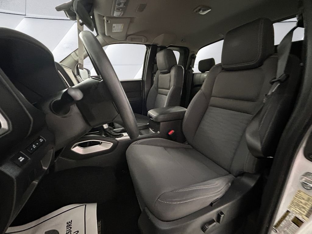 Used 2022 White Nissan SV image 8