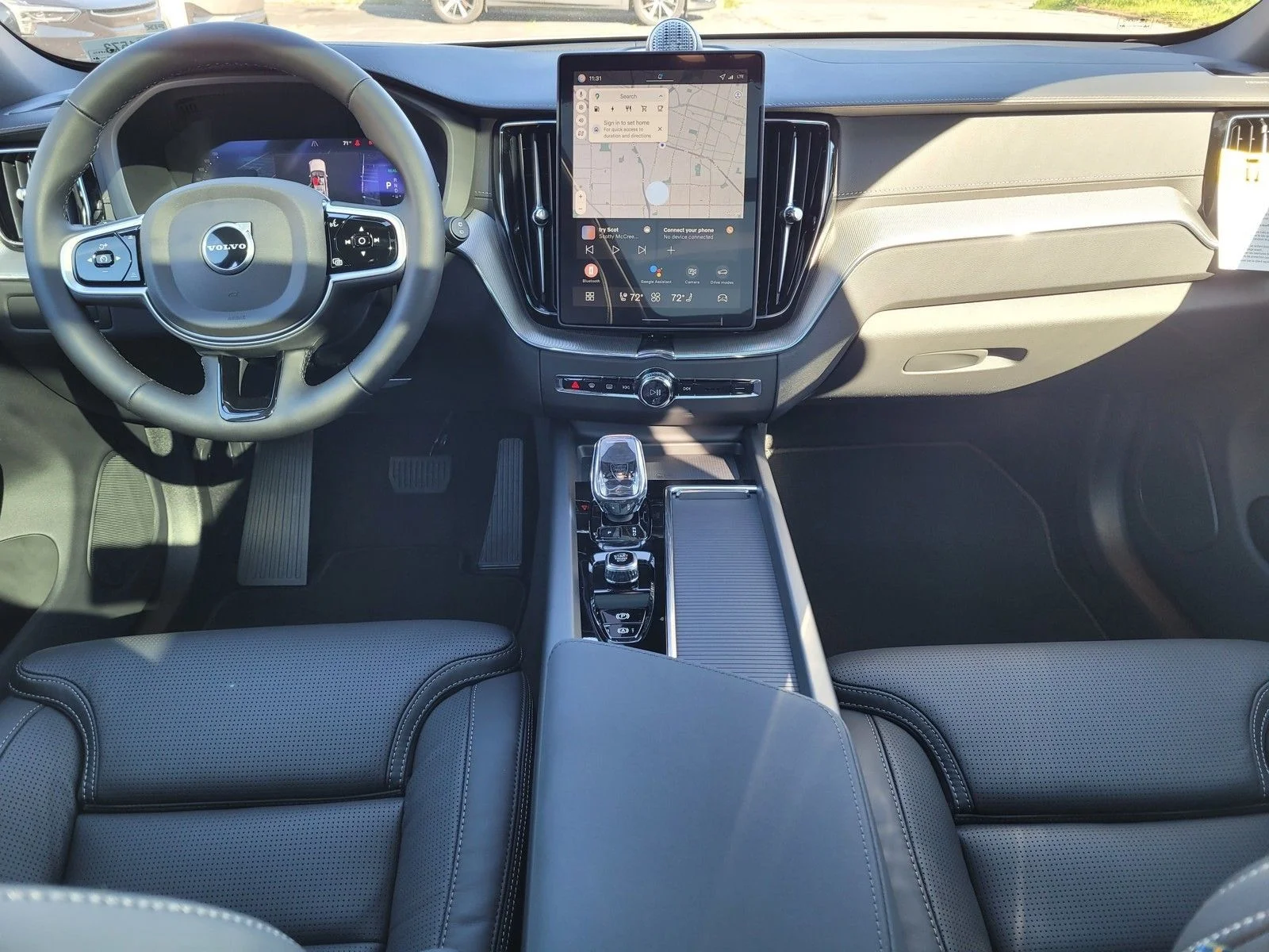 New 2026 White Volvo T8 Ultra Black Edition image 11
