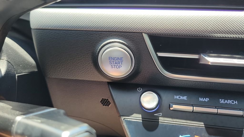2025 Hyundai Sonata Hybrid Limited - Photo 23