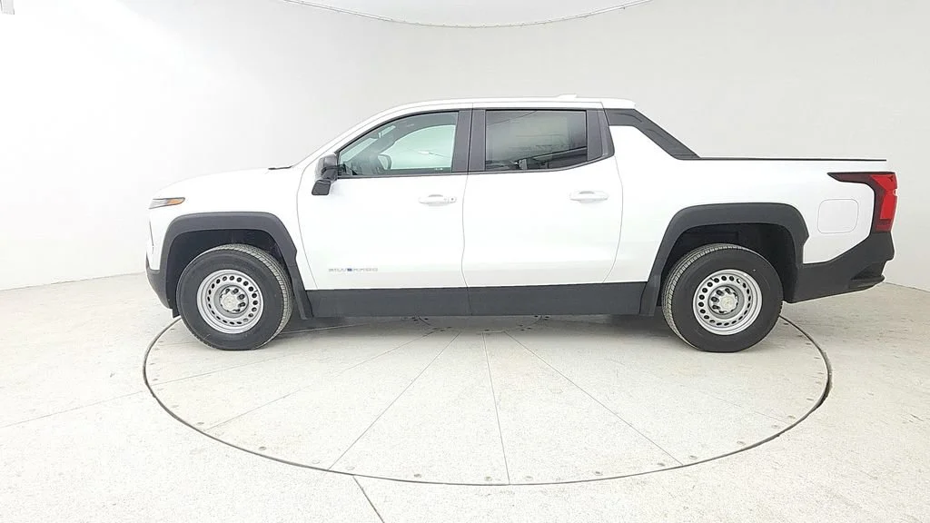 New 2024 Summit White Chevrolet Work Truck image 5