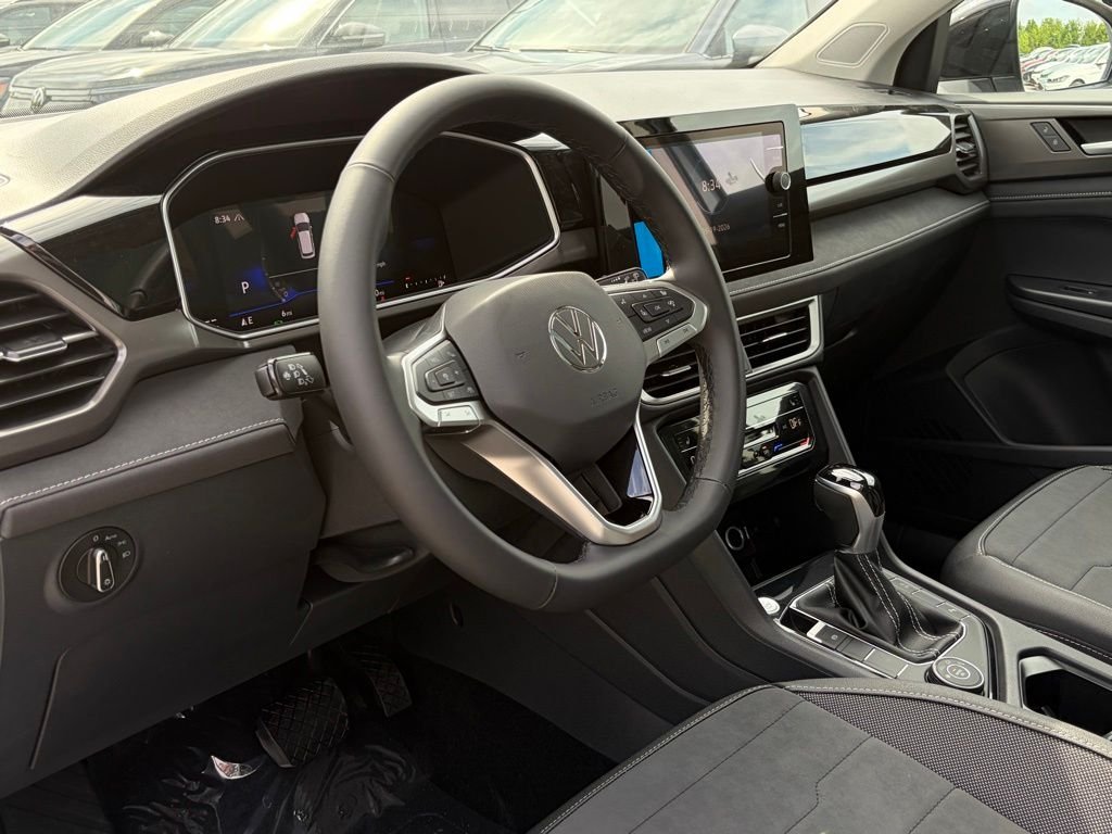 New 2026 Monument Gray W/Deep Black Roof Volkswagen 1.5T SE Black image 10