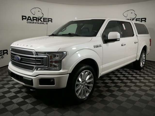 Used 2018 White Platinum Metallic Tri-Coat Ford Crew Cab Limited image 1