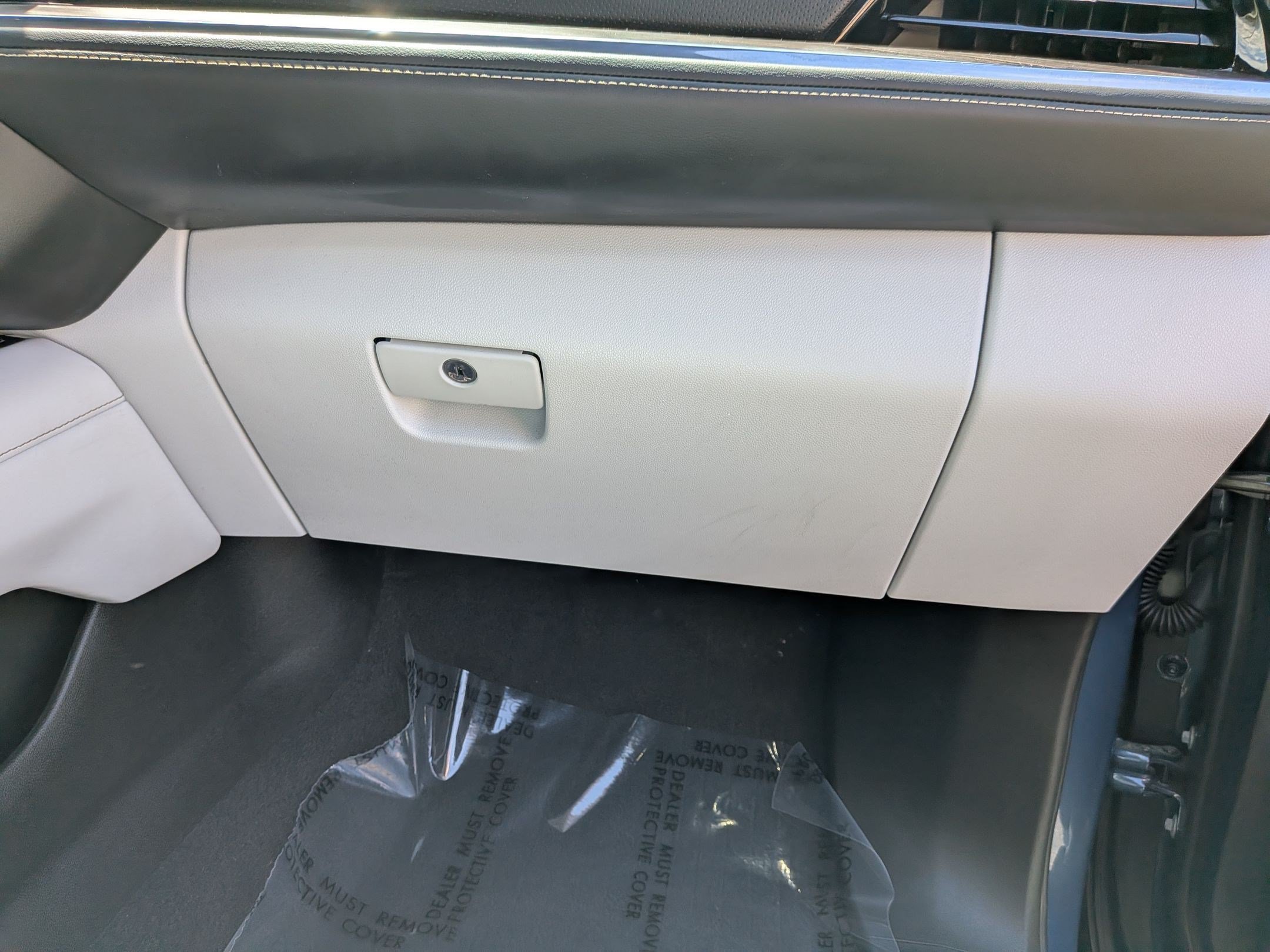 2025 Chevrolet Suburban Premier - Photo 33