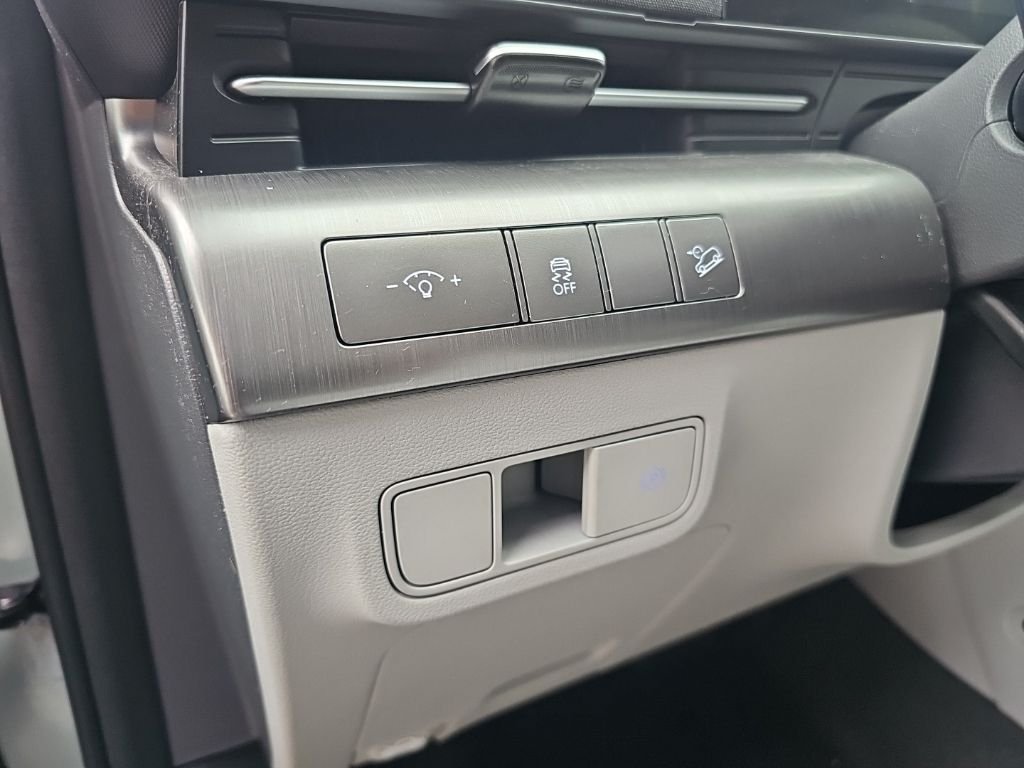 2024 Hyundai Kona SEL - Photo 14