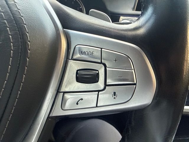 Used 2019 White BMW 750i image 14