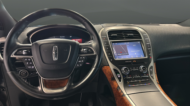 Used 2020 Infinite Black Lincoln Reserve image 11